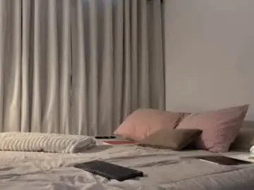 Miavega1  live sex cam