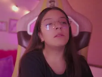 Milly_kenner  live sex cam