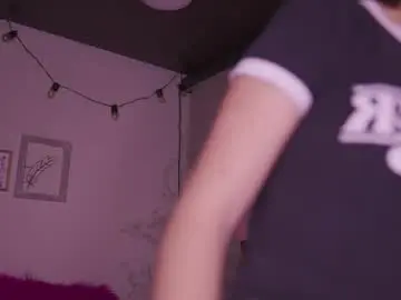 Milly_kenner  live sex cam