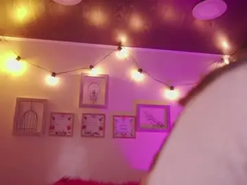 Milly_kenner  live sex cam