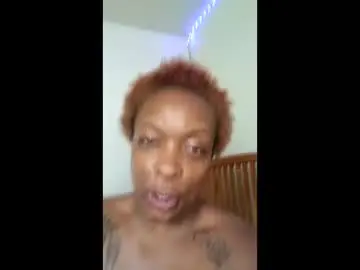 Miss_kitty5  live sex cam