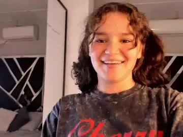 Nini_solei  live sex cam