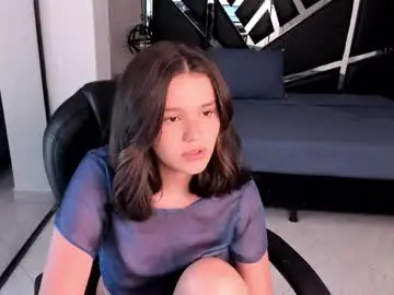 Nini_solei  live sex cam