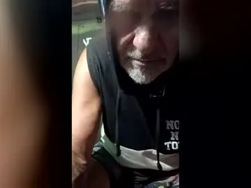 Scartozzidave687  live sex cam