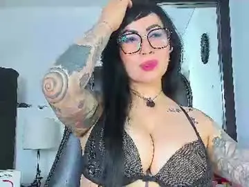 Vicky_hotmilf  live sex cam
