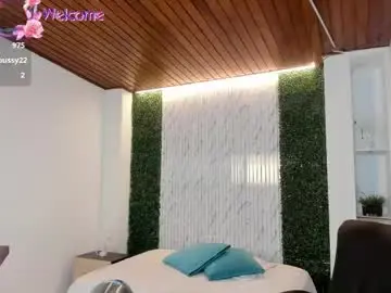 Victoria_mooree  live sex cam