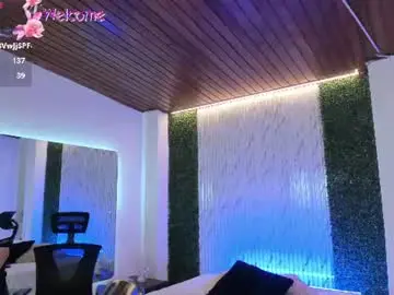 Victoria_mooree  live sex cam