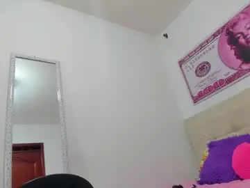 _nikol_love  live sex cam