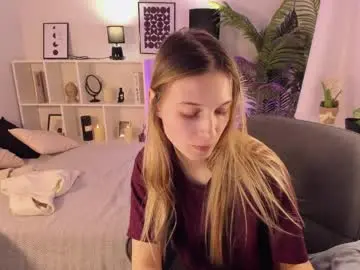 Freya_bloss  live sex cam