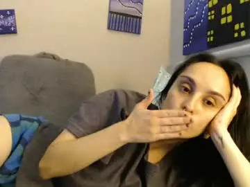 Glitterspace  live sex cam