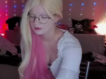 Julietfowler  live sex cam