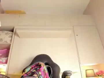 Kiomarabaker  live sex cam