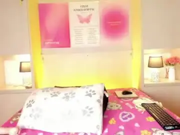 Kiomarabaker  live sex cam