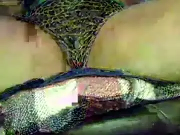 Lickme9110  live sex cam