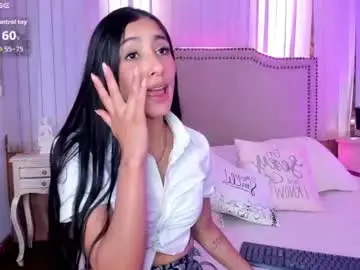 Lya_brown  live sex cam
