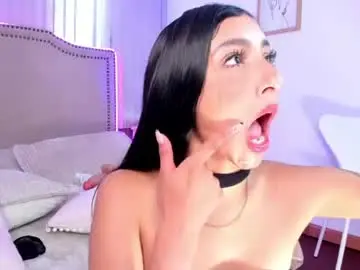 Lya_brown  live sex cam