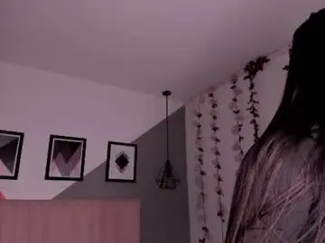 Megann_blaze  live sex cam