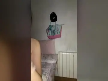 Saramglzz  live sex cam