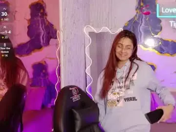 Tiiana_tay  live sex cam