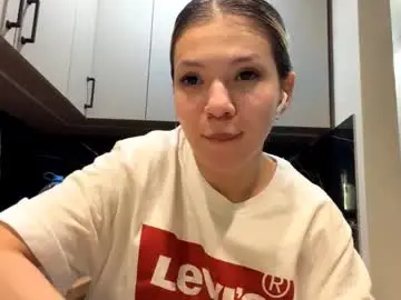 Tommyeblafield  live sex cam