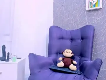 Viictoriiasaenz  live sex cam