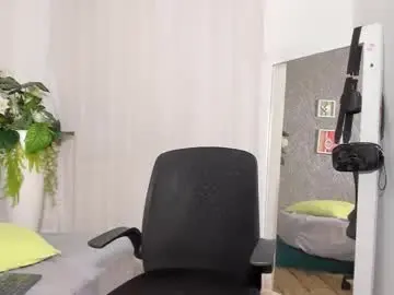 Viictoriiasaenz  live sex cam