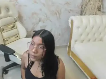 Chloe_dreams4u  live sex cam