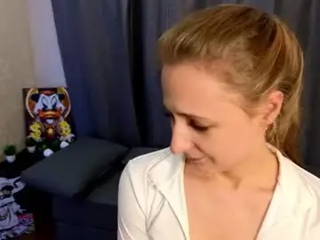 Danarebell  live sex cam
