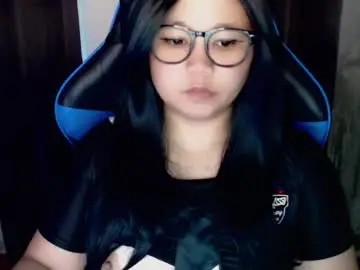Im_ur_cutiewife  live sex cam