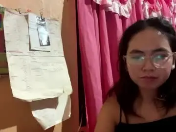 Lekishaparran  live sex cam