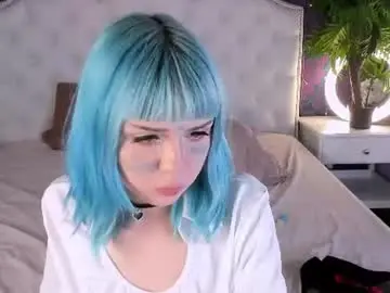 Mellowmila  live sex cam