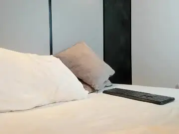 Mia_collins96  live sex cam