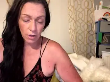 Naughtybinature1985  live sex cam