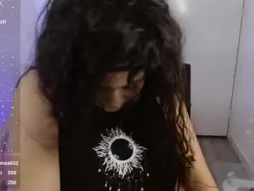 Pariis1  live sex cam