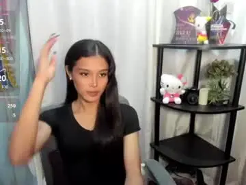 Urasian_prettychen  live sex cam