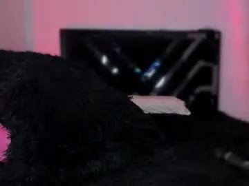 Your_littlepervert_  live sex cam