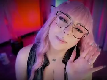 Your_littlepervert_  live sex cam