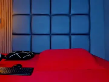 Andrea_love01  live sex cam