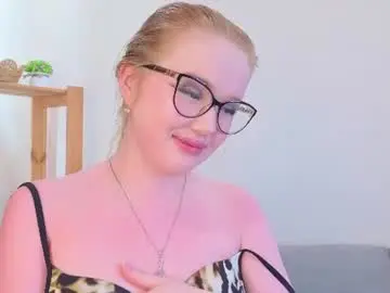 Ashleighsexauer  live sex cam
