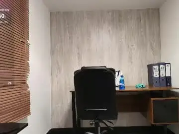 Aurorabrow  live sex cam