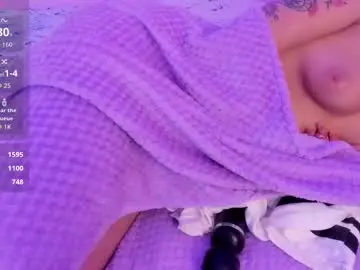 Blairborch  live sex cam