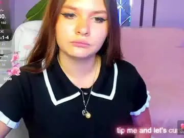 Cutiechl0e  live sex cam