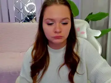 Cutiechl0e  live sex cam