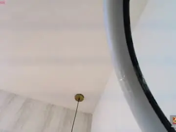 Debora_shine  live sex cam