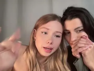 Elliemore  live sex cam