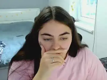 Ellies_8  live sex cam