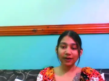 Indianprettysmile2  live sex cam