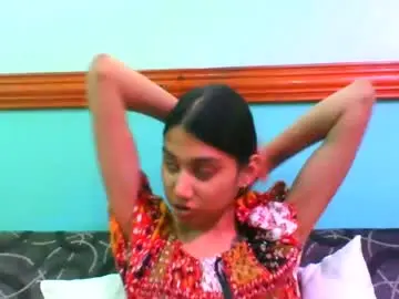 Indianprettysmile2  live sex cam