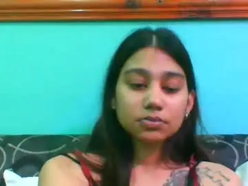 Indianprettysmile2  live sex cam