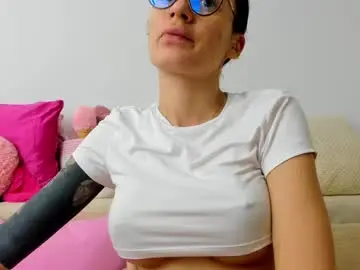 Kylliecruzz777  live sex cam